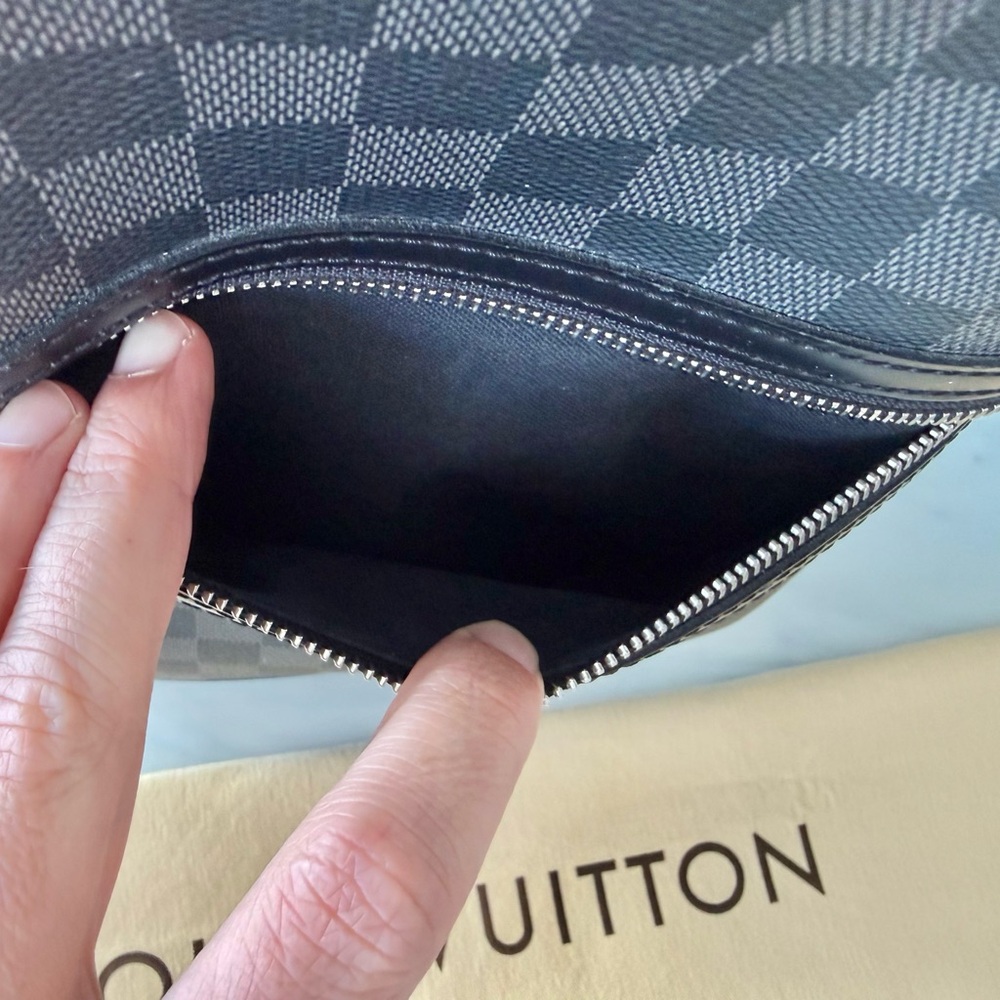 Louis Vuitton Michael Backpack - Picture 13 of 16